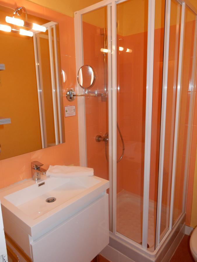 Logis Hotel Saint-Hubert Cour-Cheverny Kültér fotó