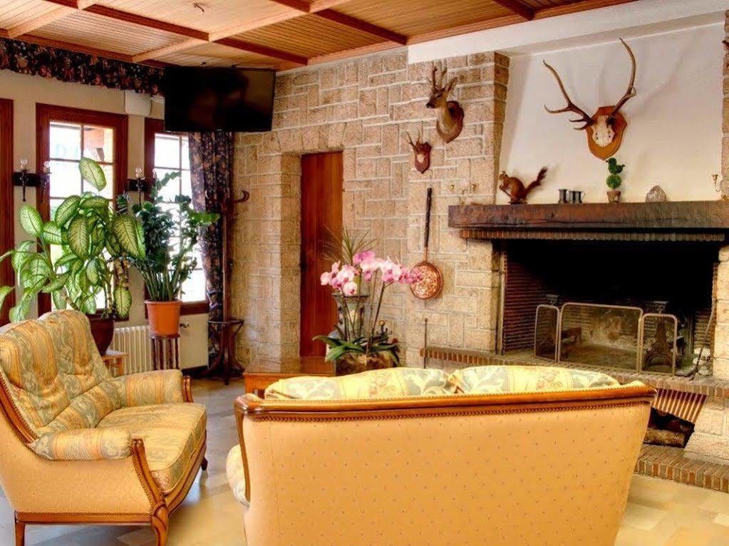 Logis Hotel Saint-Hubert Cour-Cheverny Kültér fotó