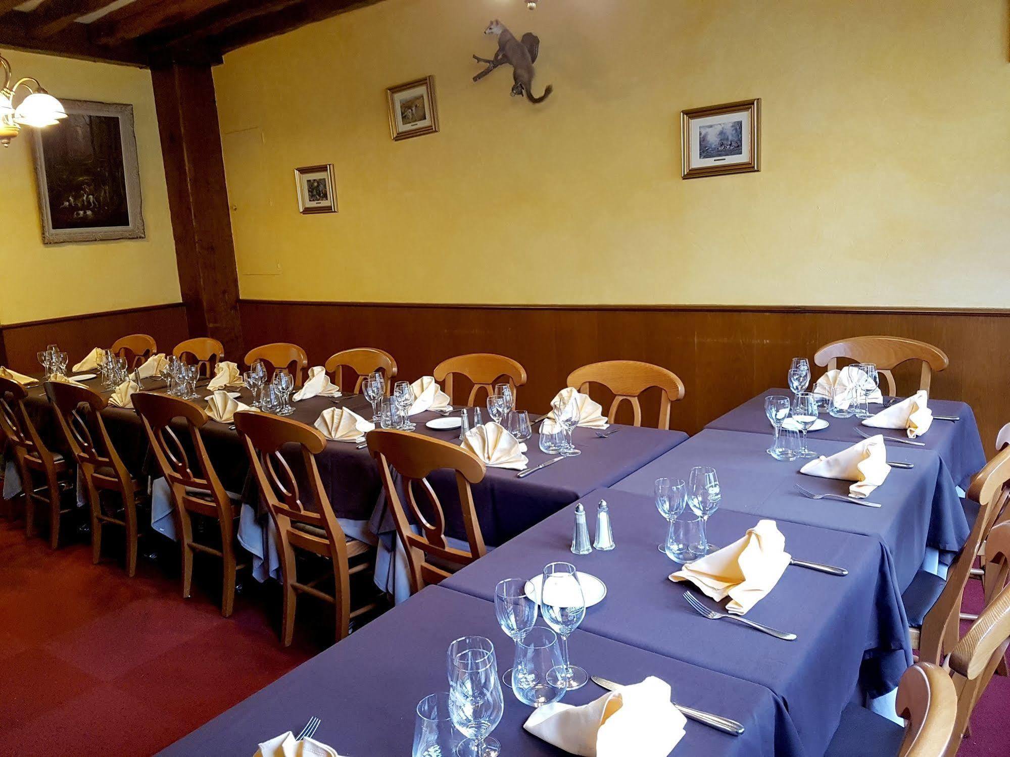 Logis Hotel Saint-Hubert Cour-Cheverny Kültér fotó